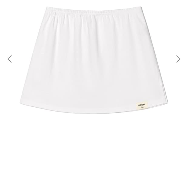 글로니 클래식 미니 스커트 화이트 m 새거팝니다