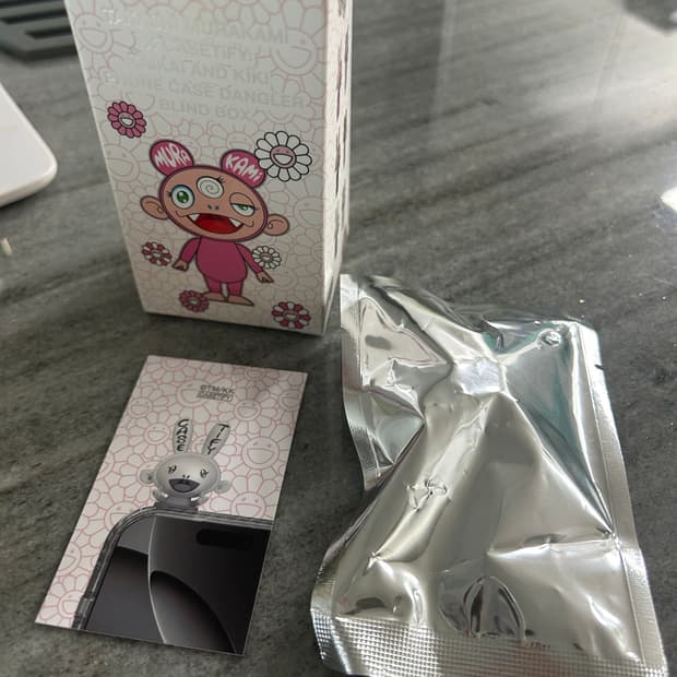 케이스티파이 무라카미 타카 시 콜라보 댕글러 피규어