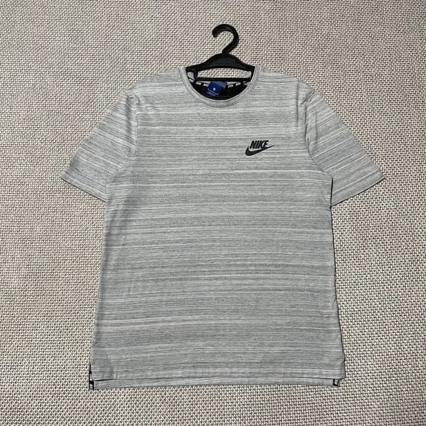 나이키 라운드 반팔 7638