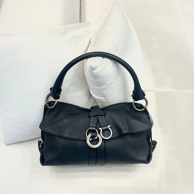 페라가모 간치니 숄더백 (정품)