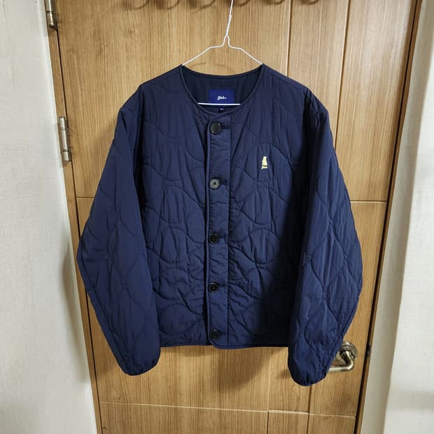 (M)예일 웨이브 퀼팅 패딩 자켓 네이비