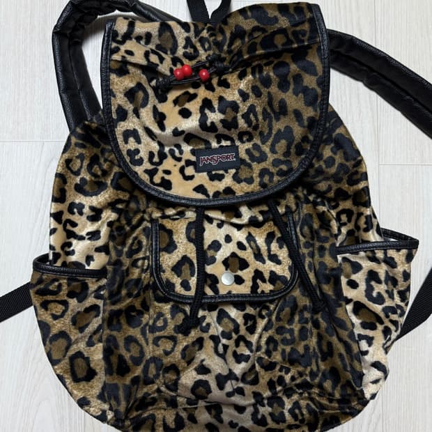 잔스포츠 호피 백팩 레오파드