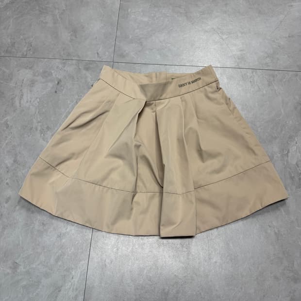 럭키마르쉐 22SS