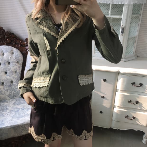 Axes femme 카키 앤틱 레이스 자켓