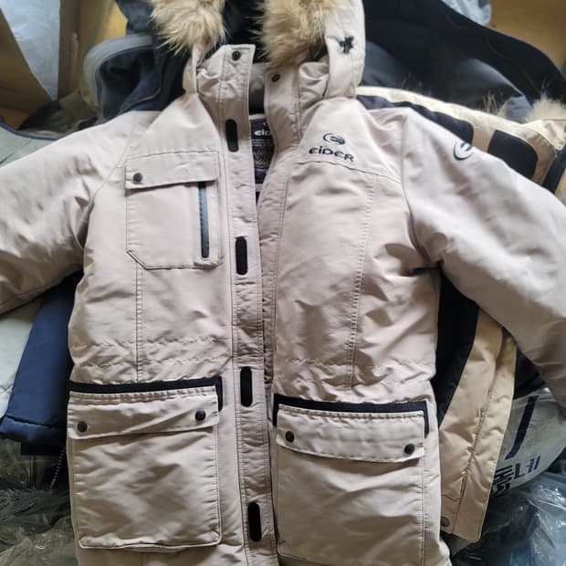 아이더 미켈리 다운패딩 사이즈 M