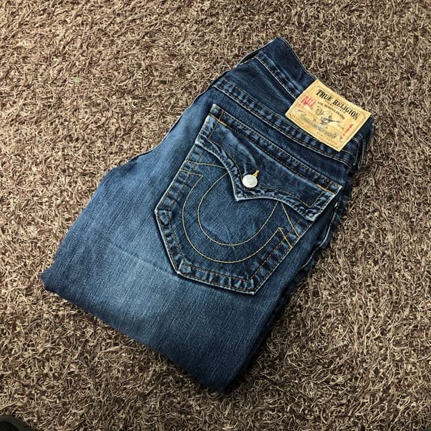 트루릴리전 조이 부츠컷 워싱 데님 팬츠