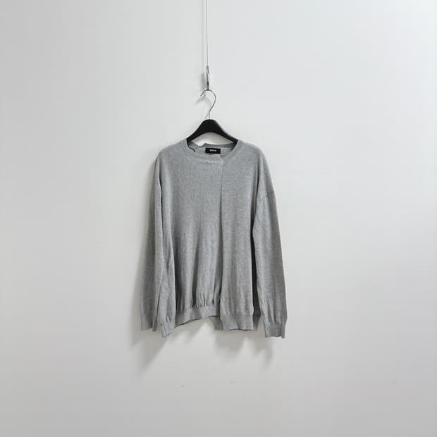 주카 그레이 언발 코튼 니트