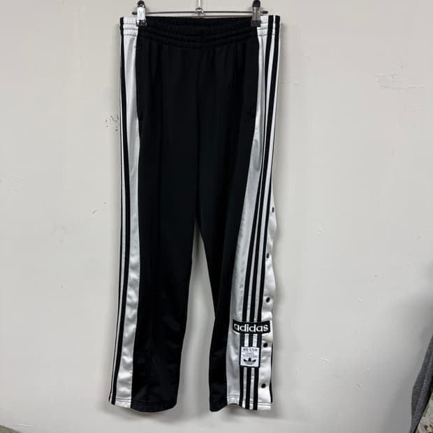 아디다스 버튼 스냅팬츠