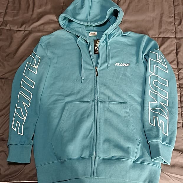 플루크 미사용 후드집업 실측100 가슴55 기장73