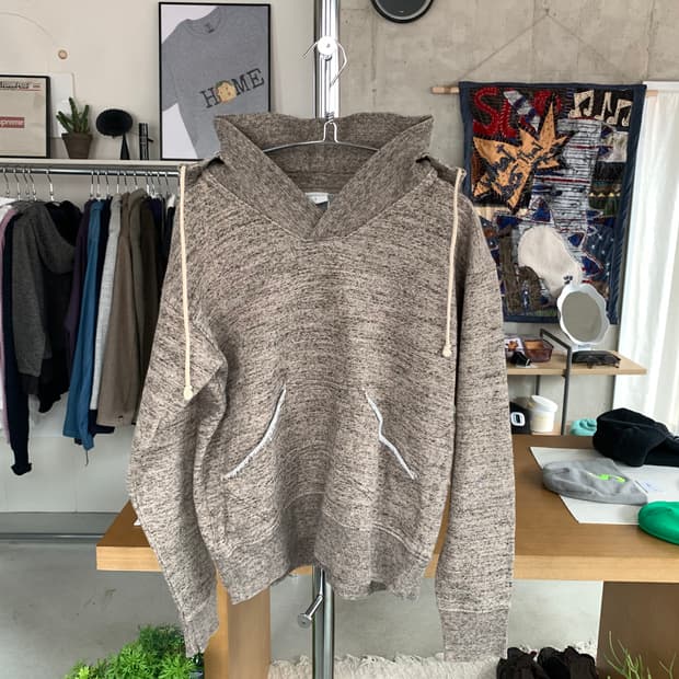 Kapital 캐피탈 브이넥 니트 후드