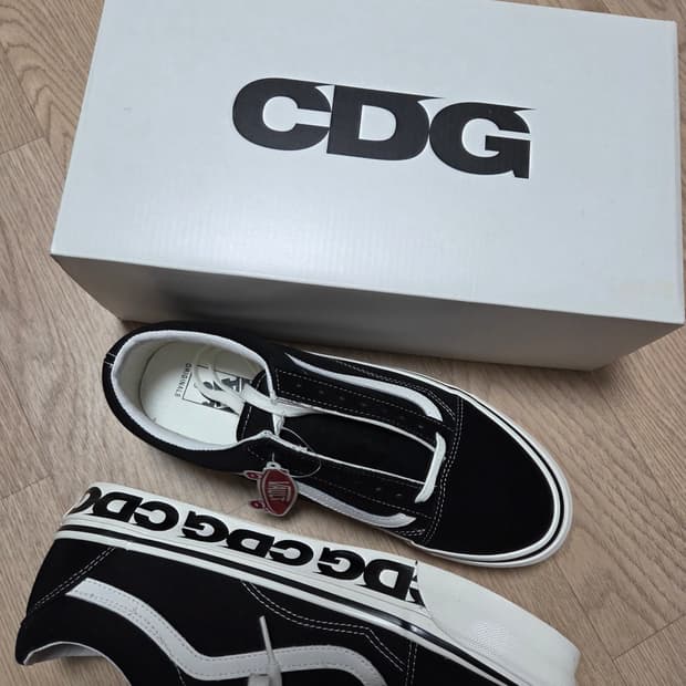 반스/CDG 볼트 OG 올드스쿨 LX/285