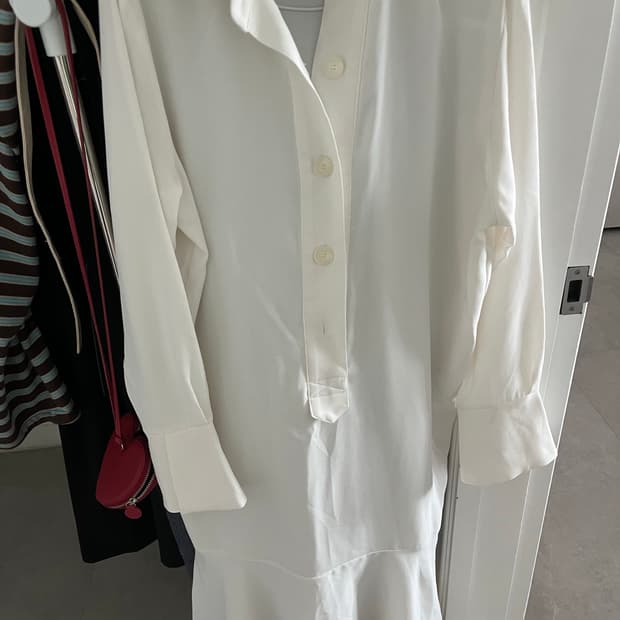 유노이아 플로럴 롱 원피스 화이트