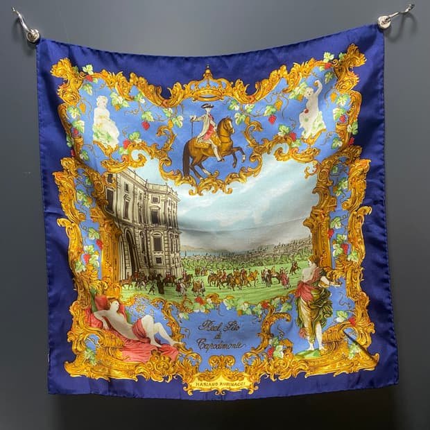 마리아노 루비나치 실크 스카프