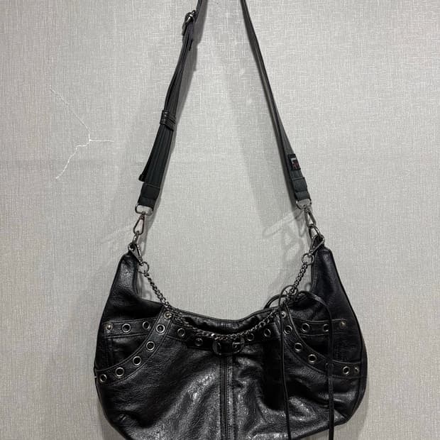 메종미네드 크로스백