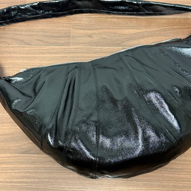 르메르 코티드코튼 라지 크루아상 블랙