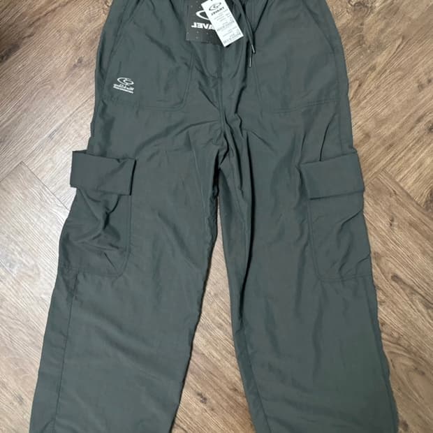 트래블 파라슈트 팬츠