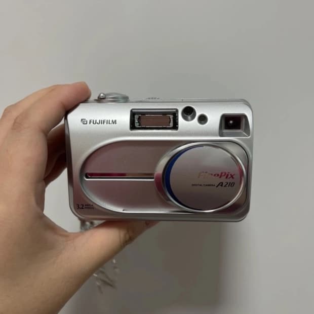 후지필름 FinePix A210 디지털 카메라