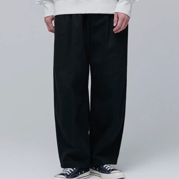 MUSINSA STANDARD 코튼 와이드 벌룬 팬츠 [블랙]