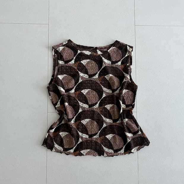 circle print mesh top