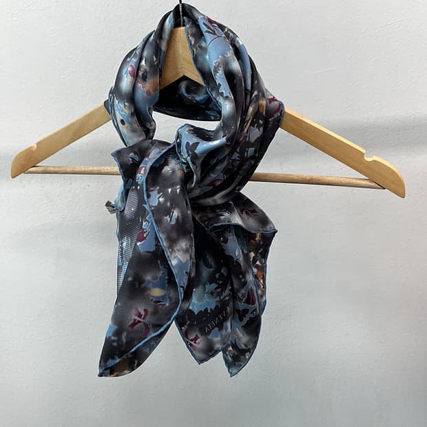 보테가베네타 이태리 실크 스카프 