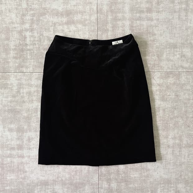 courrèges) velvet skirt