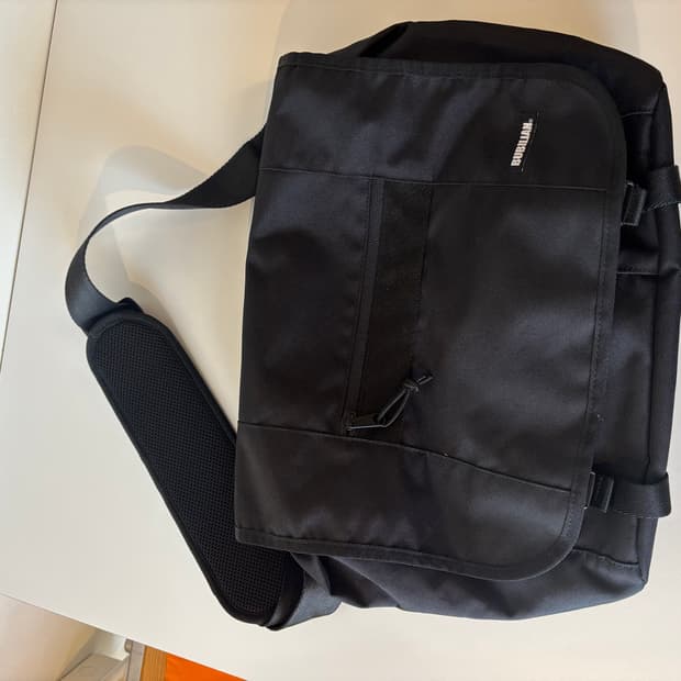 버벌리안 메신저백