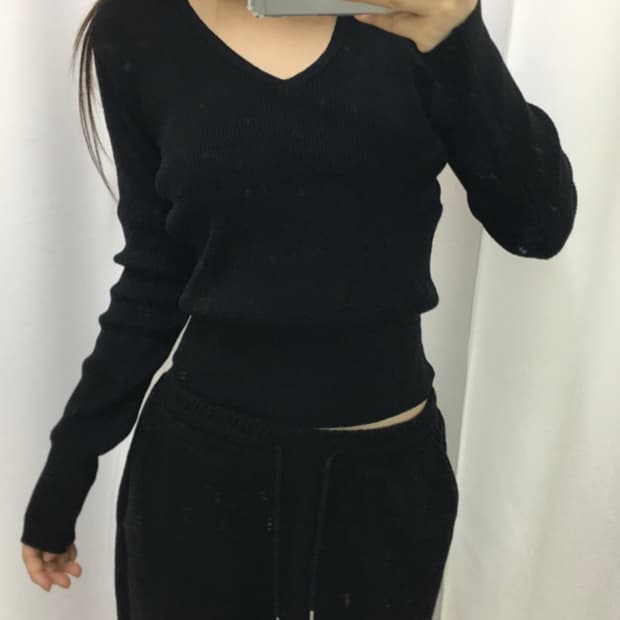 아워캐비넷 니트 than v neck knit 블랙 (거의새상품)