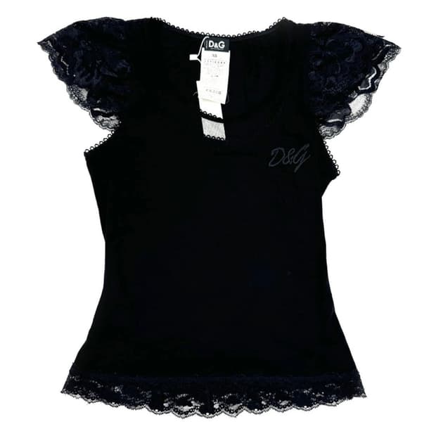 돌채앤가바나 레이스 디테일 티