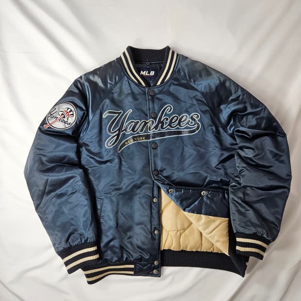 MLB 마제스틱 00s 뉴욕양키스 올드스쿨 야구 항공점퍼자켓 누빔 빈티지