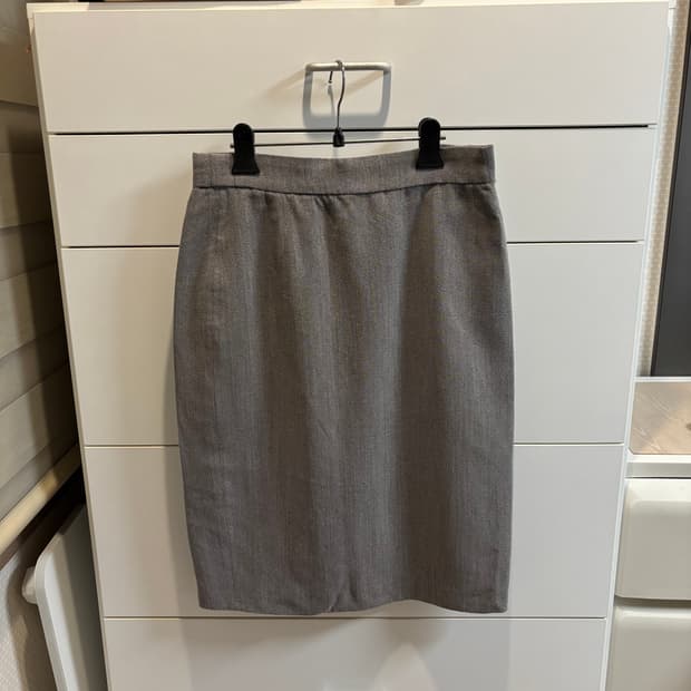 MaxMara WEEKEND 막스마라 그레이 미디 스커트