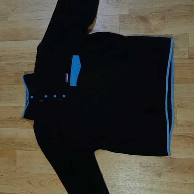 파타고니아 신칠라 풀오버 블랙