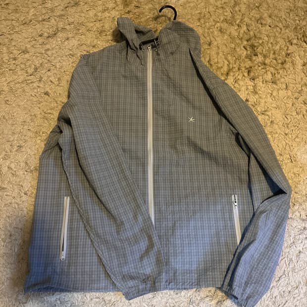 더콜디스트모먼트 체크 바람막이 L