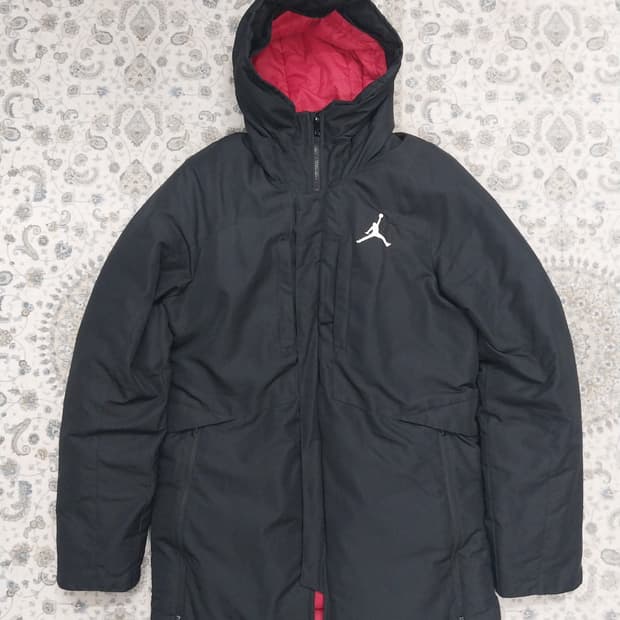 나이키 에어조던 550  덕다운 패딩 (엄청크게나옴)