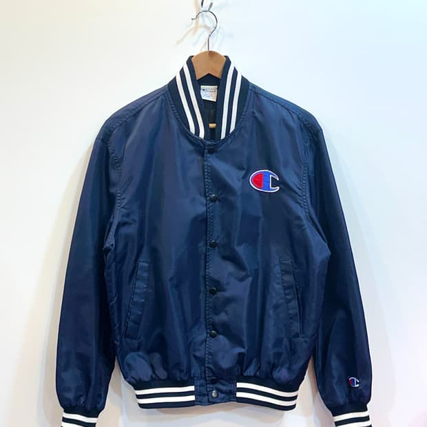 챔피온 스타디움 자켓 네이비 M