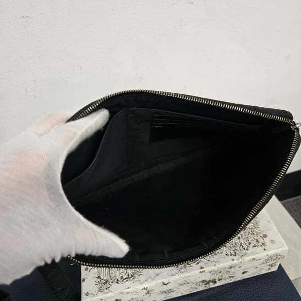 [보증서 정품] 디올 아이패드 클러치백