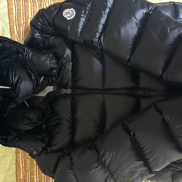 몽클레어 마야 1사이즈 25년식