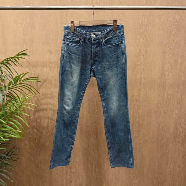 헬무트랭 데님 팬츠 빈티지 워싱 디테일 슬림 스트레이트핏 블루