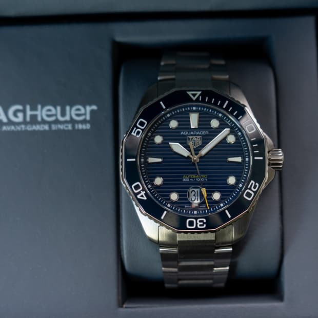 태그호이어 아쿠아레이서 프로페셔널 300 오토매틱 청판 시계