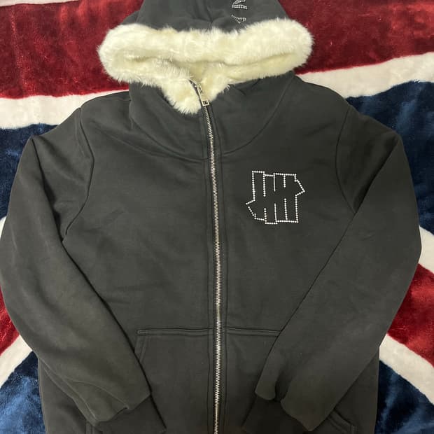 언디피티드 퍼 후드집업 95