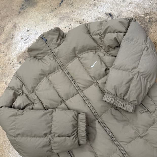 나이키 브라운 초코우유 숏패딩 