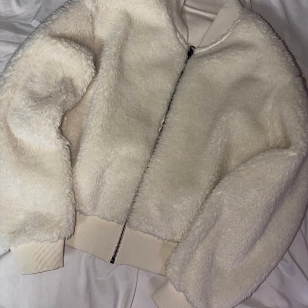 유니클로 크림 퍼 세미크롭 자켓 갸루 히메갸루 오네갸루 