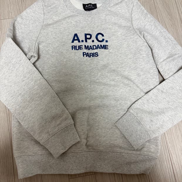 정품) S사이즈 ) 아페쎄 맨투맨 apc