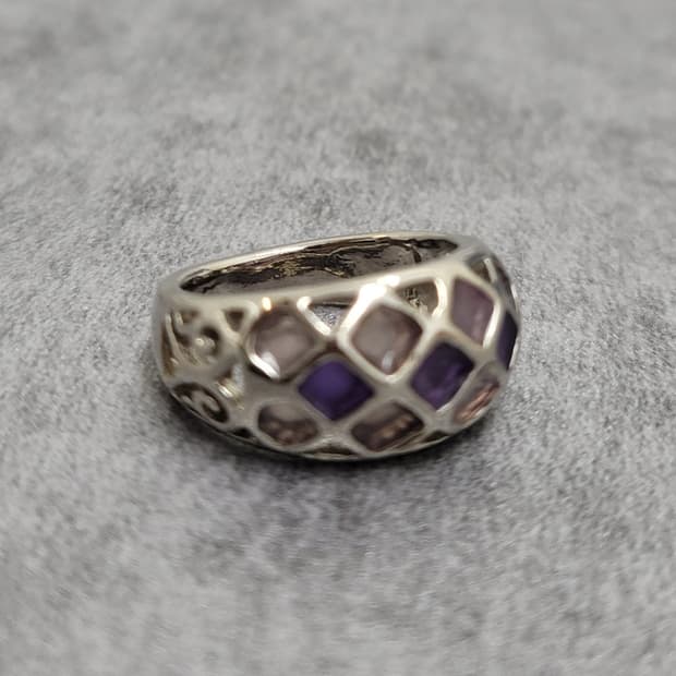 unique ring