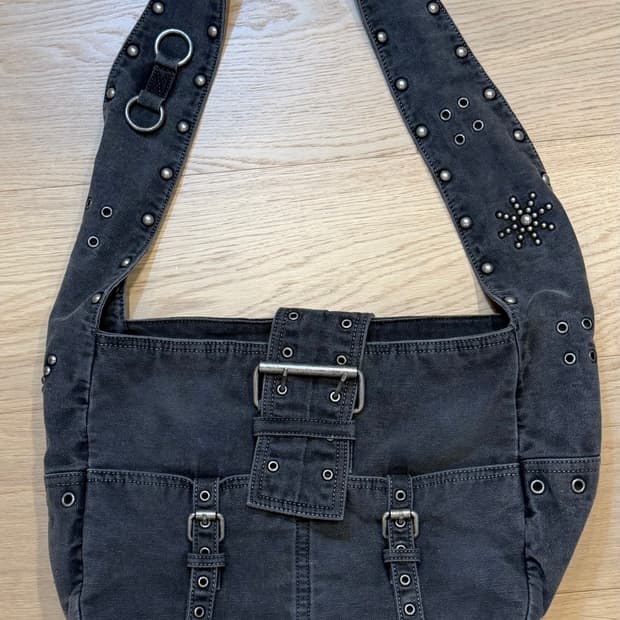 OPEN YY Stud Bag
