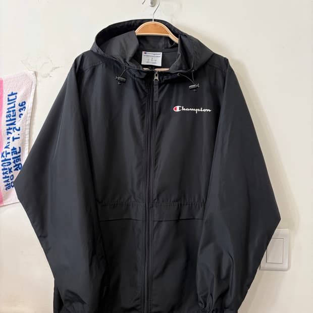 69. 챔피온 바람막이