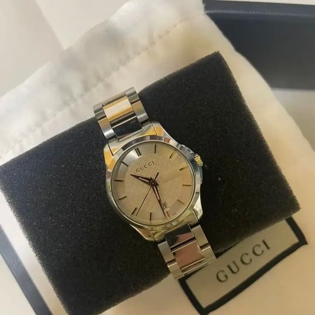 ya126523 GUCCI 시계