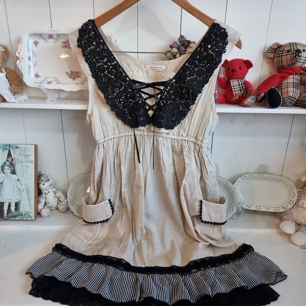 axes femme 레이스 카라 원피스