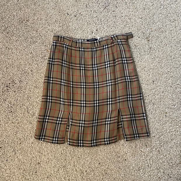 버버리 스커트 ⭐️1244