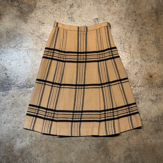 26inch ) DAKS Two-Tuck A-Line Skirt