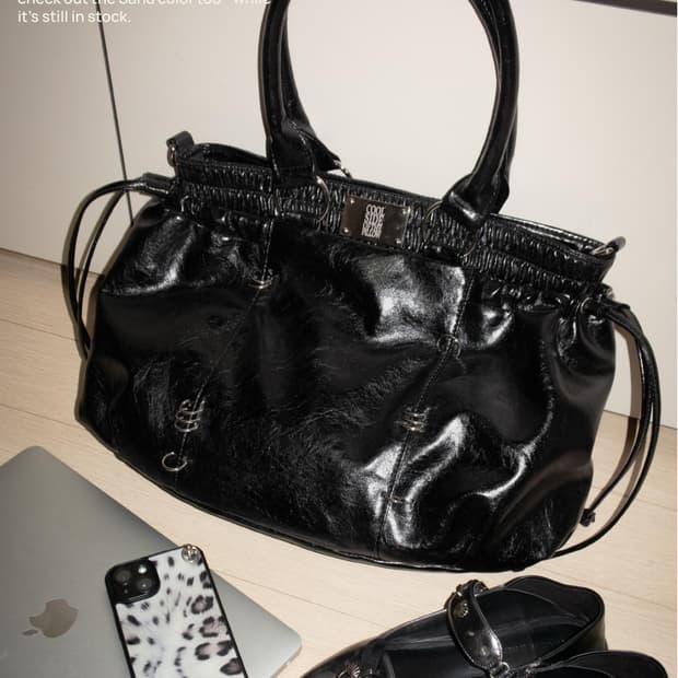 [쿨사이드오브더필로우] pierced boxer bag black 급처